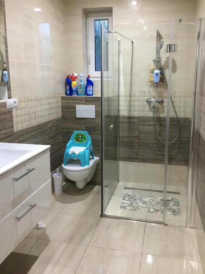 Family Apartments Mýto pod Ďumbierom エクステリア 写真